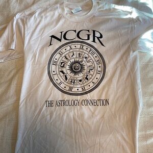 Unisex size M NCGR Astrology connection tee